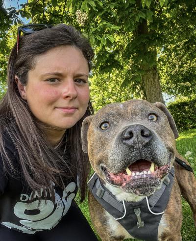 Make New Friends Hatfield, Chloe, 31 years old