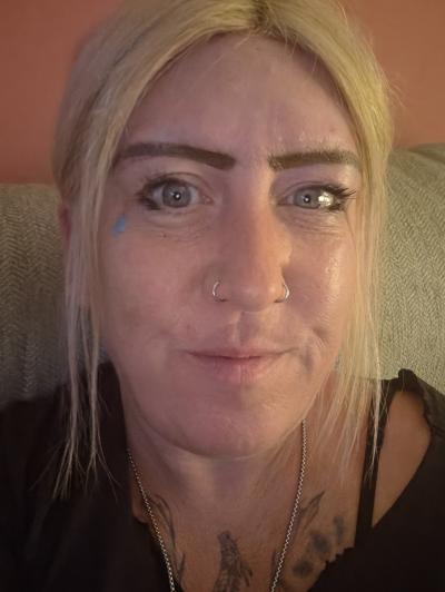 Make New Friends Hazel Grove, Vicki, 47 years old