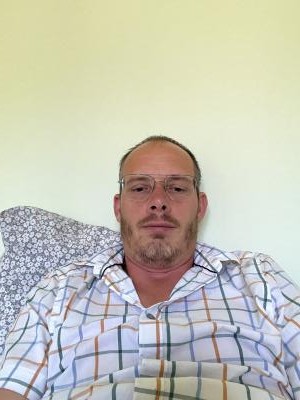 Make New Friends High Wycombe, Basil, 46 years old