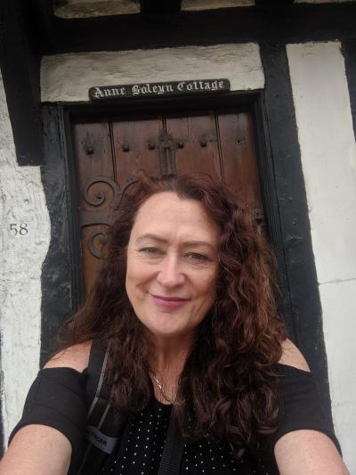 Make New Friends Hitchin, Penelope, 63 years old