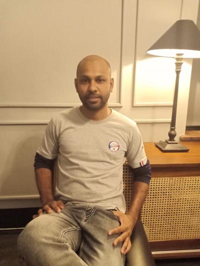 Make New Friends Huddersfield, Danushka, 38 years old