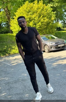 Make New Friends Huddersfield, Ray, 36 years old