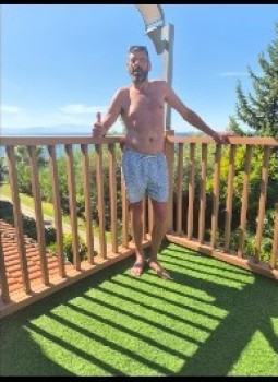 Make New Friends Hull, Paull, 49 years old