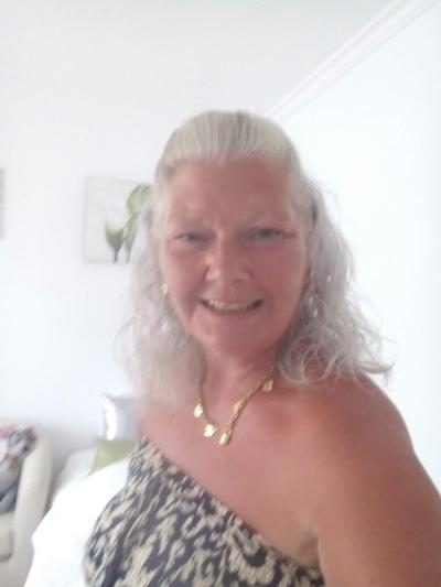 Make New Friends Huyton, Trish, 55 years old