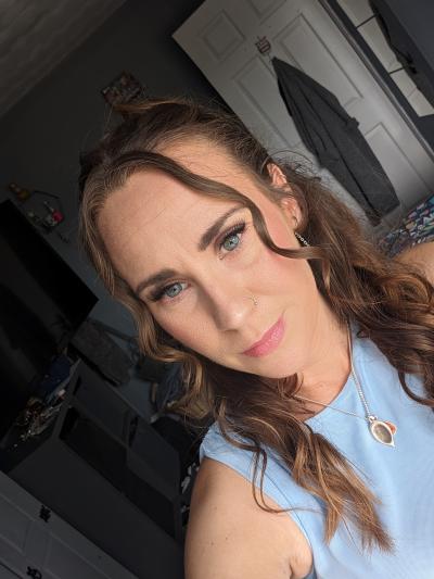 Make New Friends Ipswich, Mary, 38 years old