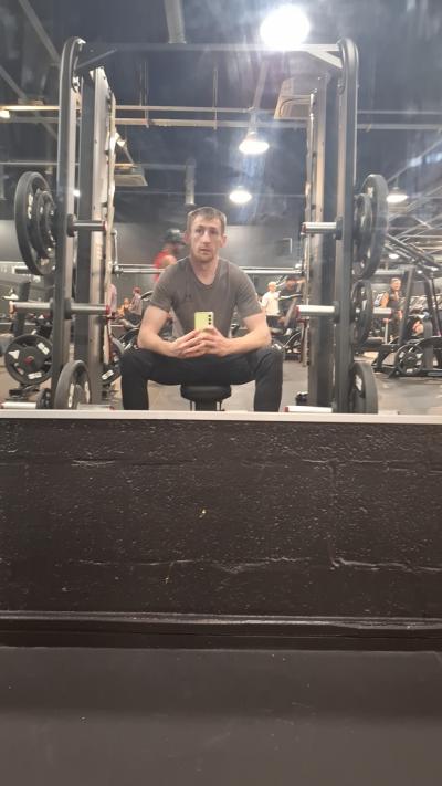 Make New Friends Keighley, Jason, 30 years old