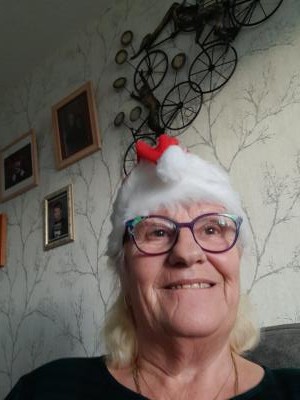 Make New Friends Kirriemuir, Sheila, 68 years old