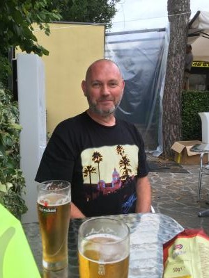 Make New Friends Larbert, Colin, 63 years old