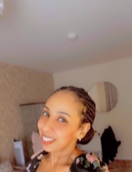 Make New Friends Leicester, Leyla, 26 years old