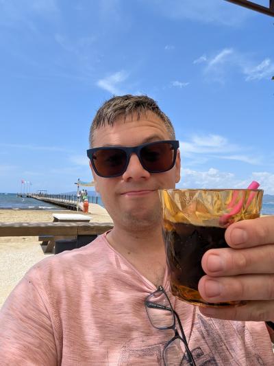 Make New Friends Lichfield, Daniel, 38 years old