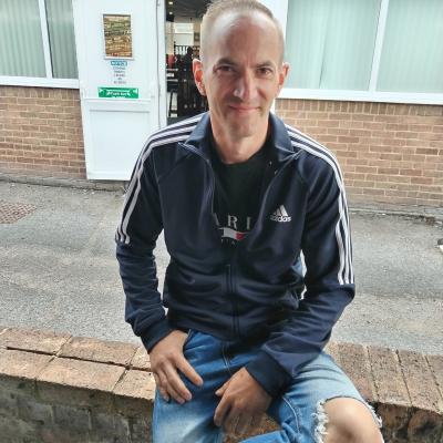 Make New Friends Littlehampton, Paul, 44 years old