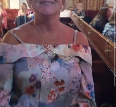 Make New Friends Livingston, Patricia, 66 years old