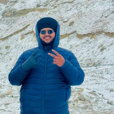 Make New Friends Longbridge Hayes, Navjot, 19 years old