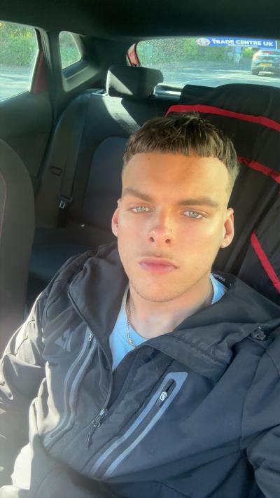 Make New Friends Market Harborough, Leon, 19 years old