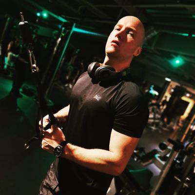 Make New Friends Milton Keynes, Gin, 40 years old