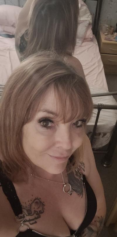 Make New Friends Milton Keynes, Susan, 65 years old