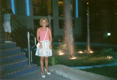 Make New Friends Morley, Sally, 61 years old