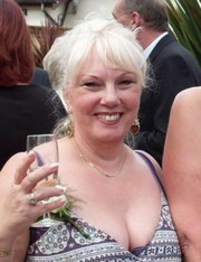 Make New Friends Neston, Yvette, 69 years old