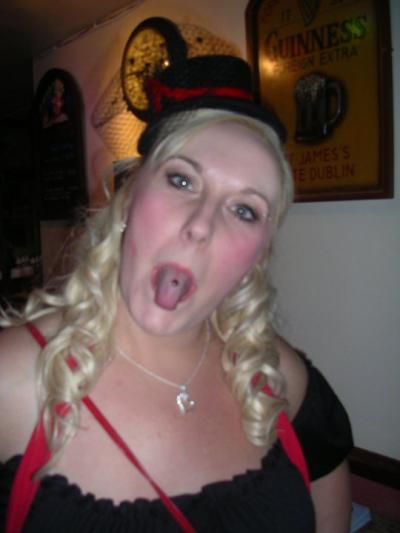 Make New Friends Neston, Rebecca, 47 years old
