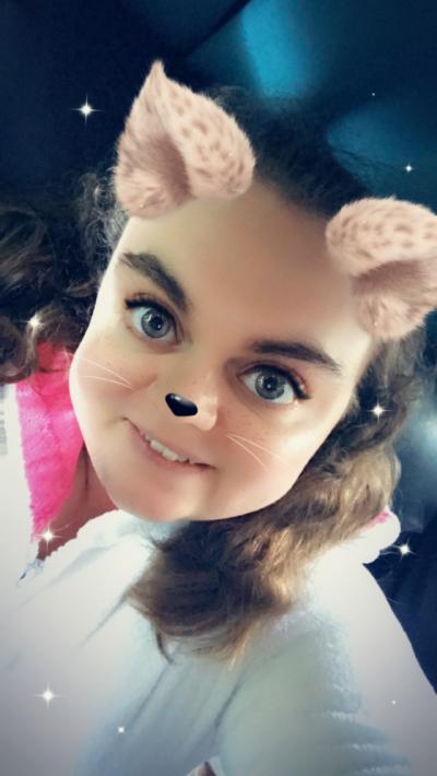 Make New Friends Newbiggin, Danielle, 28 years old