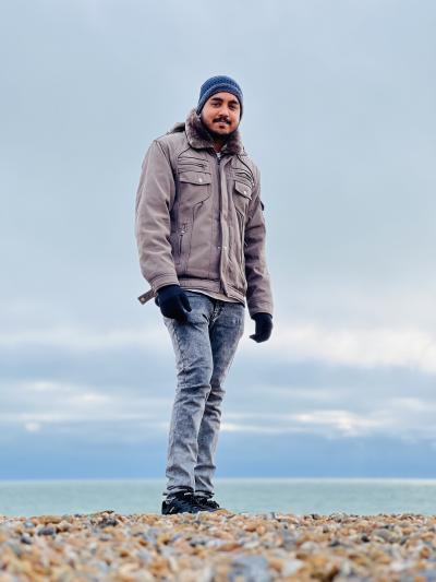 Make New Friends Northampton, Riyas, 30 years old