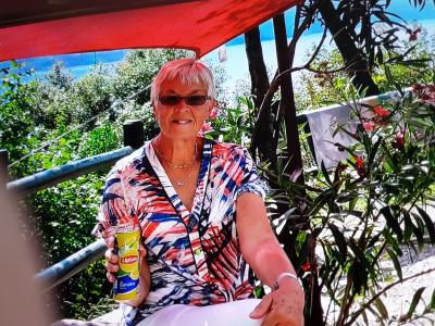 Make New Friends Nuneaton, Linda, 77 years old