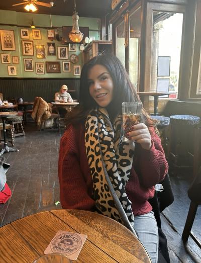 Make New Friends Pembroke Dock, Emily, 44 years old