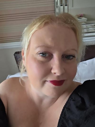 Make New Friends Prescot, Rebecca, 44 years old