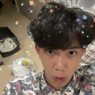 Make New Friends Queen Adelaide, Darren, 22 years old