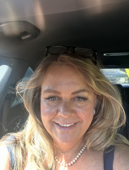 Make New Friends Rotherham, Nicola, 55 years old