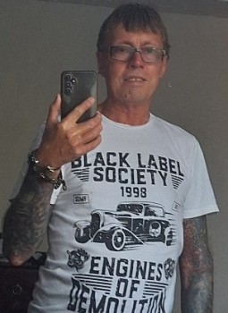 Make New Friends Rowley Regis, Si, 58 years old