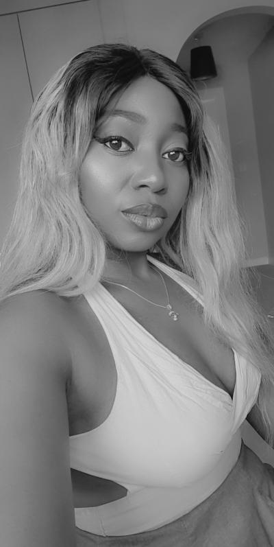 Make New Friends Royal Sutton Coldfield, Nena, 37 years old