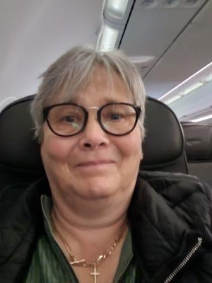 Make New Friends Rugeley, Beverly, 58 years old