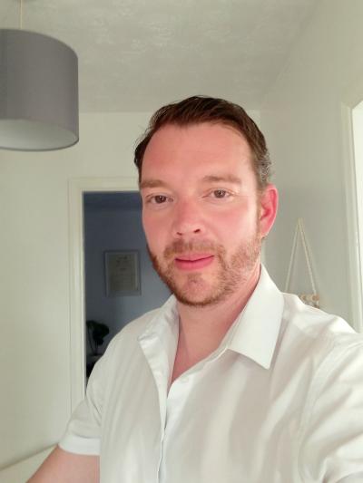 Make New Friends Rushden, Paul, 41 years old