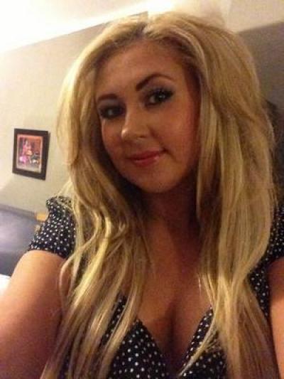 Make New Friends Sale, Vari, 32 years old