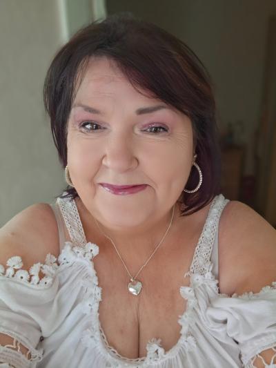 Make New Friends Saltney, Bren, 59 years old