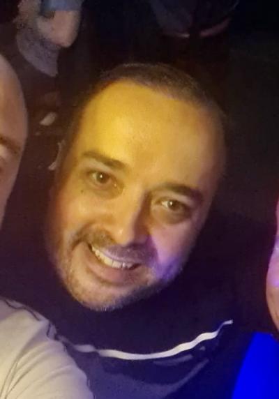 Make New Friends Stafford, Chris, 47 years old