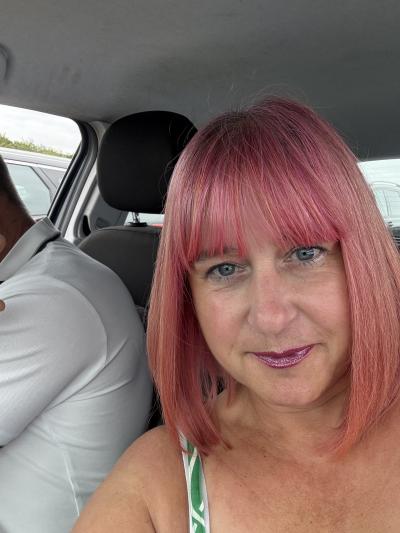 Make New Friends Stevenage, Sharon, 56 years old