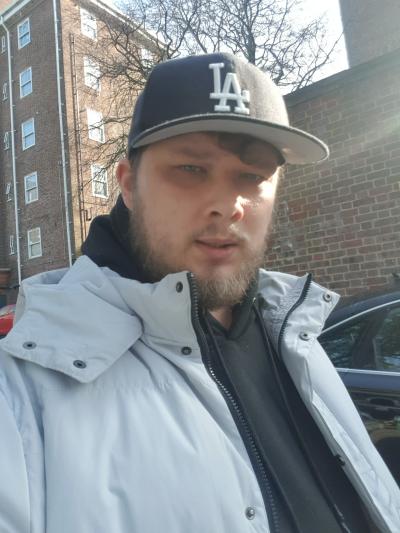 Make New Friends Streatham, Rhys, 27 years old