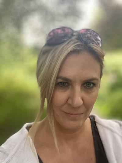 Make New Friends Surbiton, Eva, 49 years old