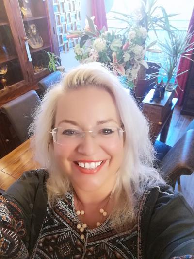 Make New Friends Sutton, Moni, 49 years old