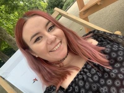 Make New Friends Sutton, Zara, 30 years old