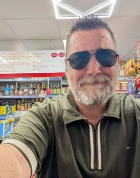 Make New Friends Swansea, Neil, 48 years old