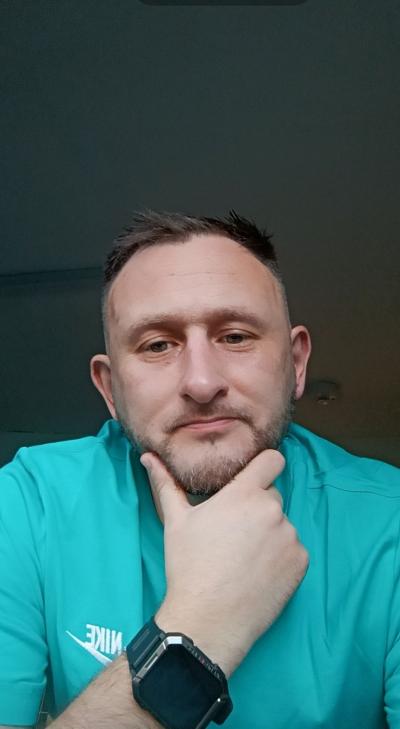 Make New Friends Telford, Richard, 39 years old