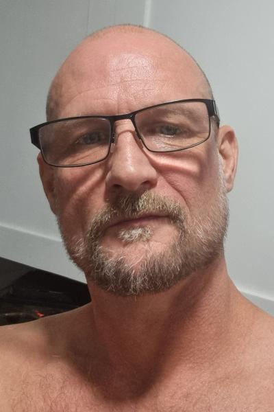 Make New Friends Torquay, Stuart, 49 years old