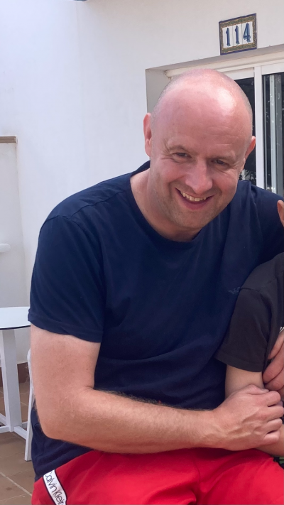 Make New Friends Troon, Craig, 42 years old