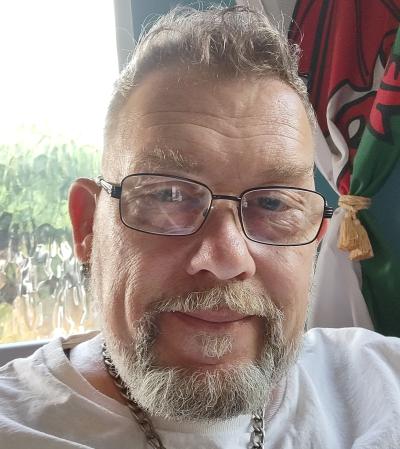 Make New Friends Trowbridge, Mick, 64 years old