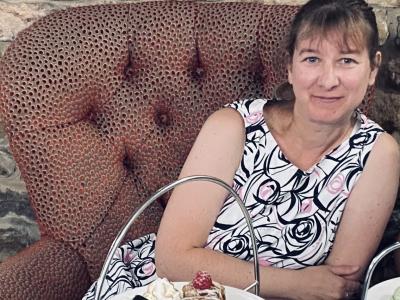 Make New Friends Uppingham, Joanna, 48 years old