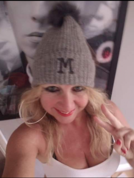 Make New Friends Uttoxeter, Mandy, 58 years old