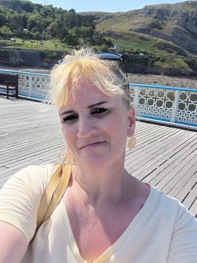 Make New Friends Warrington, Jeanette, 53 years old